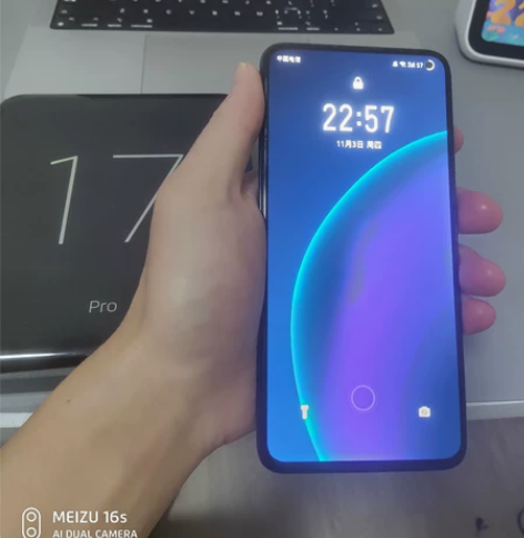 魅族17pro 8+128 有磕碰，有划痕...