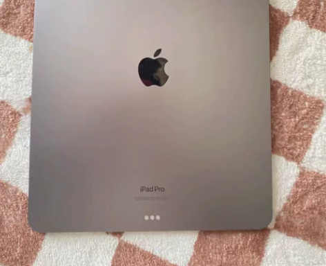 个人闲置二手iPad8 2020款 128...