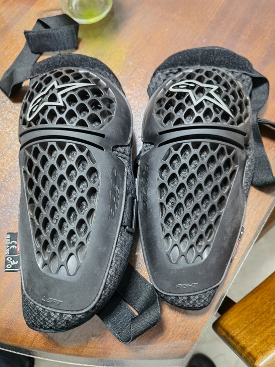 护具，今年刚买的，对新人有用