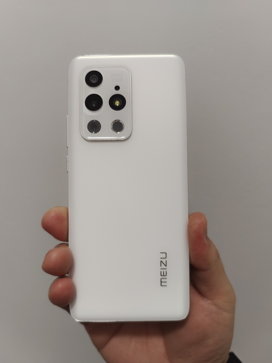 魅族18 Pro飞雪流光高配8+256G，...