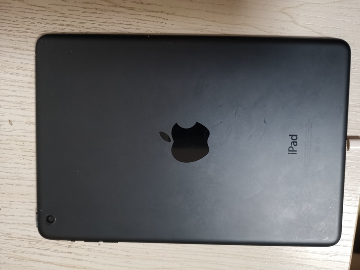 iPad mini 国行16G，型号A14...