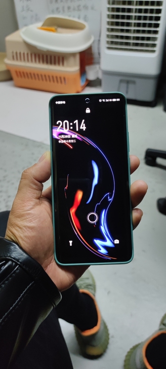 魅族18pro，是 8+128大内存，裸机...