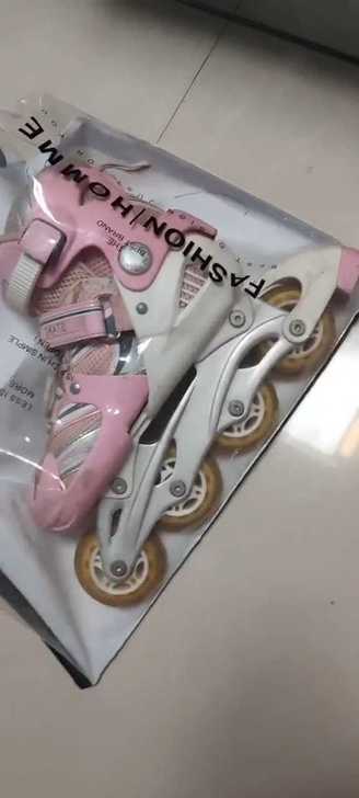 儿童旱冰鞋 33到37码（可伸缩型）