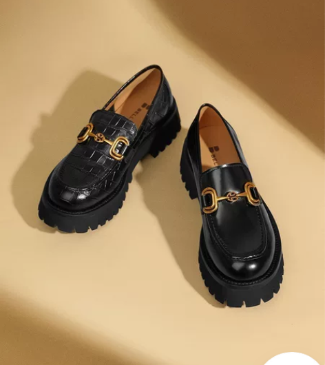 百丽松糕底乐福鞋女新款牛皮马衔扣一脚蹬单鞋...