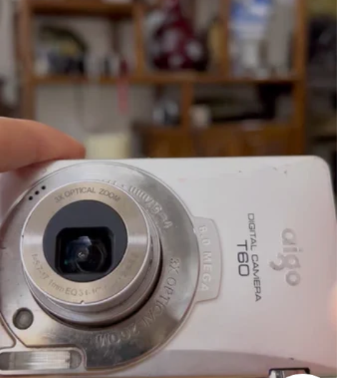 爱国者t60数码相机，成色8成新，800万...