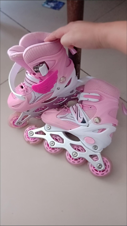 溜冰鞋儿童全套装小孩旱冰鞋滑冰鞋男女轮滑鞋...