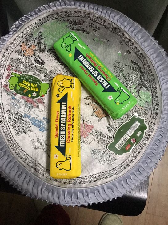 闲置，全新笔袋，吊牌都在。