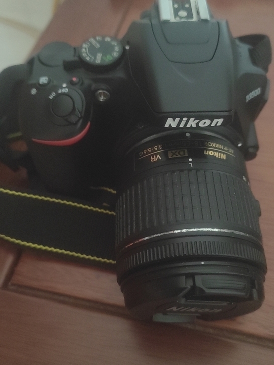 出一台尼康d3500相机，买回来基本没怎么用