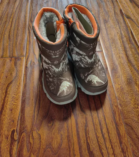 小骆驼户外童鞋29码,原价368元,现价8...