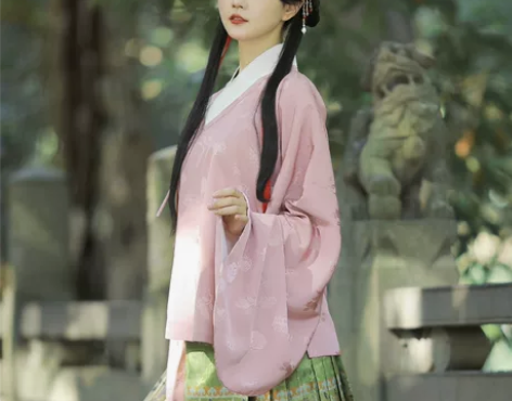 兰若庭 汉服 如意松鼠 明制 全套S码 暗...