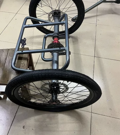 拥有差速器的单车四轮自行车越野自行车自制车...