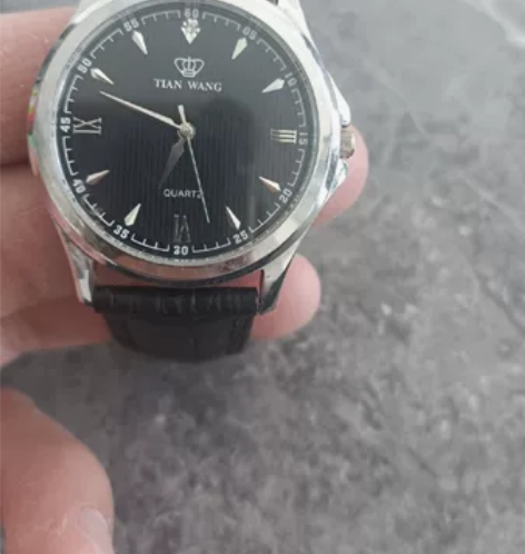 天王手表电池没电了，懒得换电池，现便宜处理...