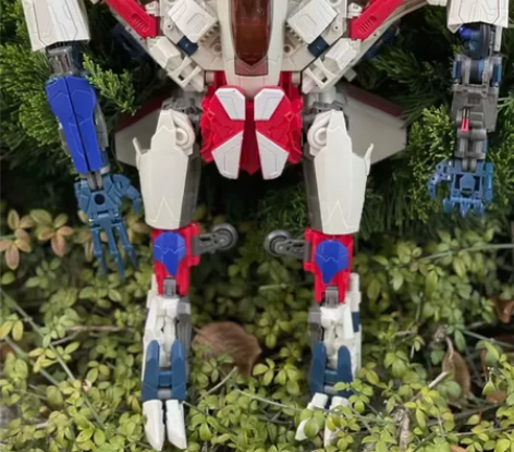 全新变形金刚3，L级红蜘蛛，可以变形（变飞...