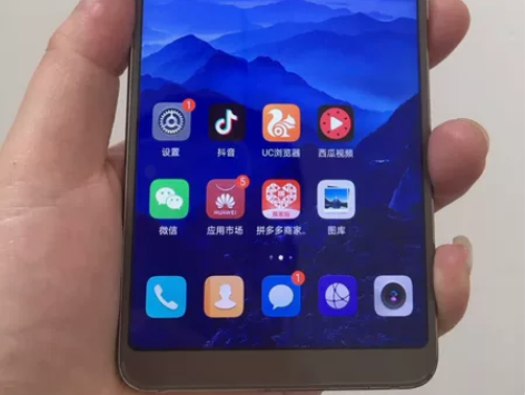 华为Mate10pro。6十128G全网通...