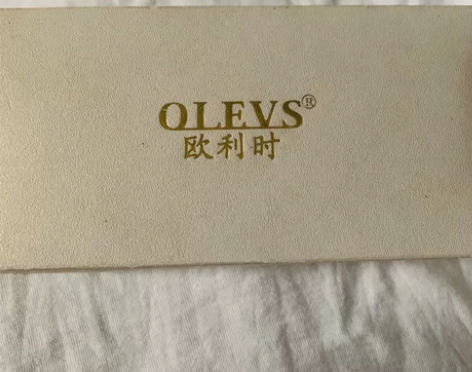 之前买的一款手表  几乎没带过几次。闲置很...