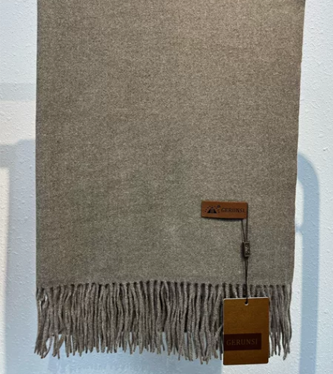 全新羊绒围巾 图片都是本人实拍 之前店里贴...