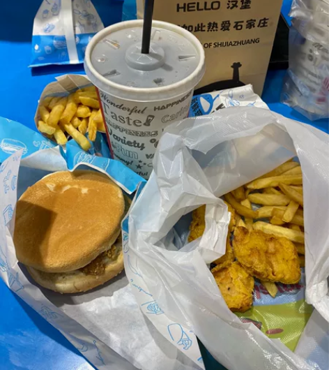 国旗护卫队的迷彩服二手120元 私信问图