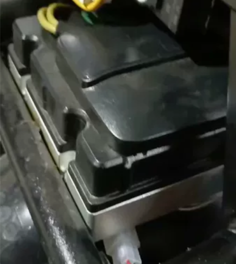 请看完标题  九号E200p原厂控 口水老...