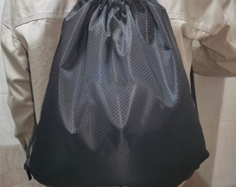 9.9包邮！防 水面料双肩背包户外篮球包！...