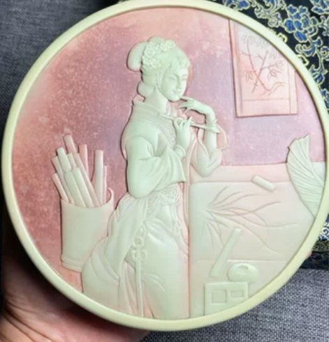 紫袍玉仕女图砚台，紫袍玉带石天然原石 【精...