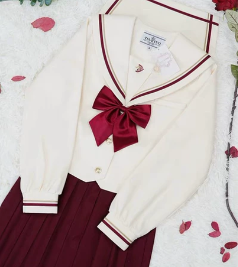 一套出月野HOUSE 赤金奶油黄冬服XL纯...