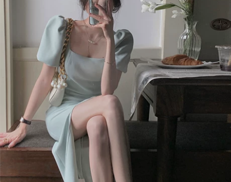 ?从一 开叉泡泡袖复古连衣裙设计感小众夏季...