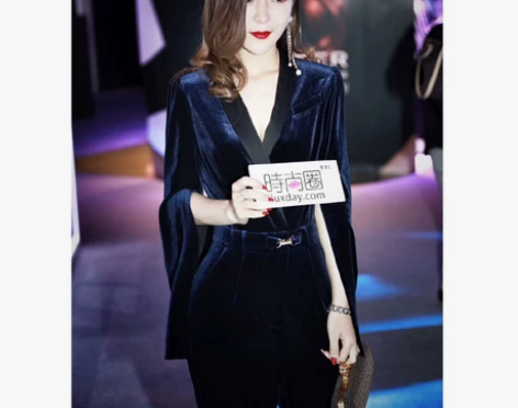 丝绒连体裤拼接V领高腰显瘦 只穿过一次参加...