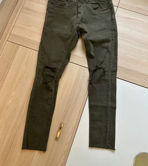 ZARA ZMDC线破洞牛仔裤 全新 31...
