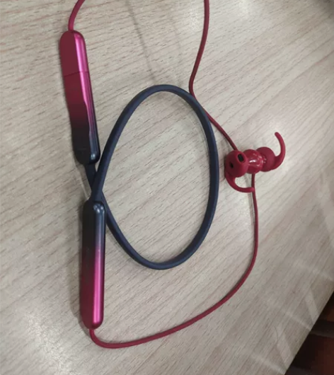 #闲置在家的老物件 荣耀蓝牙运动耳机，HO...