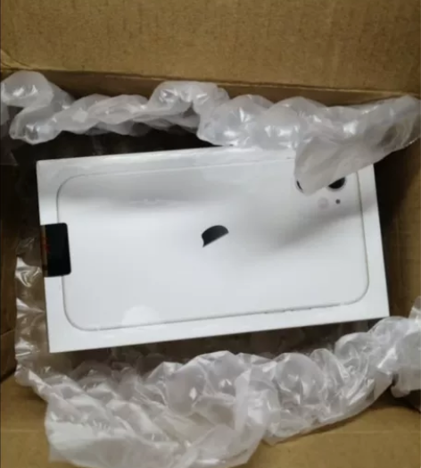 苹果11买了不想要了，出售全新未拆封的，最...