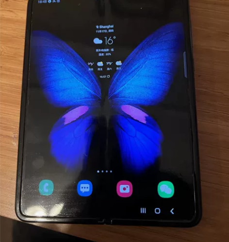 三星fold韩版自用 便宜卖 内屏最下面有...
