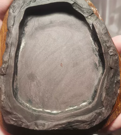 端砚 紫端 日本 回流 带原木盒。整块原石...