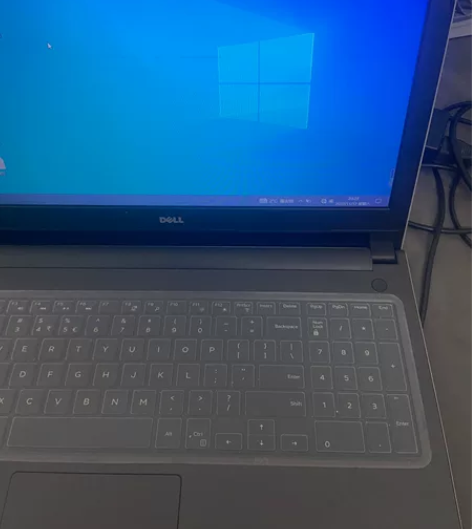 DELL电脑，买来没怎么用，以前用来写文档...
