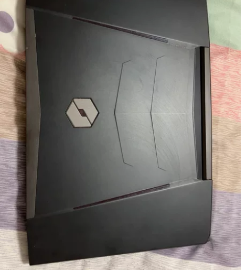 机械革命，深海泰坦出笔记本，不退不换 感兴...