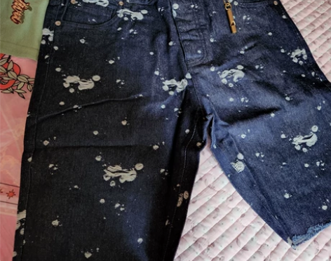 Graf牛仔短裤 s（男生穿比较合适）挺肥...