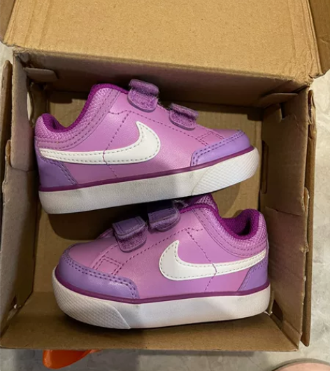 耐克全新板鞋，尺码110～全新全新全新。不...