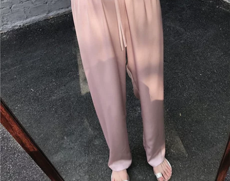 醋酸粉色裤子女夏季薄款缎面滑滑直筒裤空气凉...