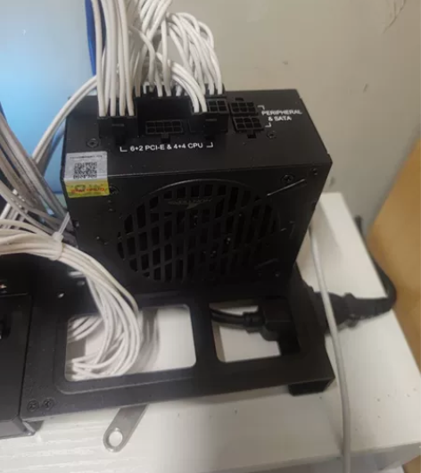 长城TF600小电源，带白色硅胶定制线，其...