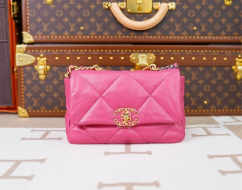 Chanel 香奈儿蜜桃粉小号26cm 1...