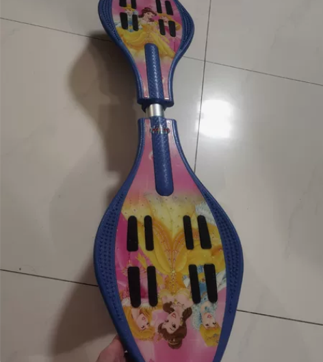 儿童滑板车6一12岁芭比公主两轮活力游龙扭...