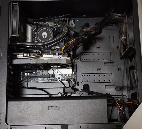 雷神品牌游戏台式电脑,配置如下图,正常使用...