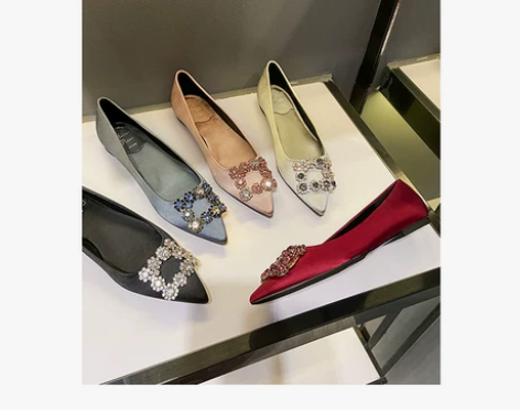 新娘婚鞋女2020年新款真丝水钻平底单鞋女