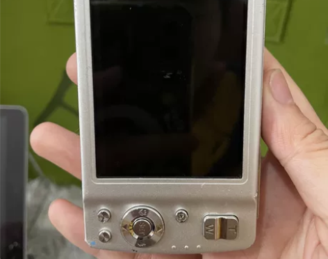 爱国者t1228 下单赠送电池，内存卡，充...