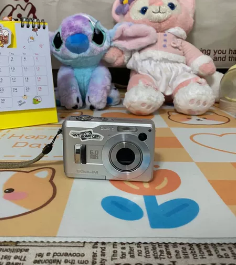 卡西欧z110 600万像素,4倍变焦,光...