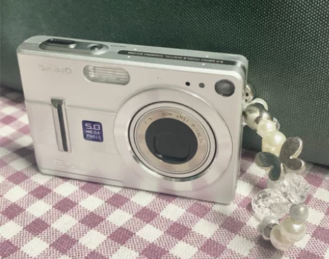 卡西欧z55 和卡西欧z50差不多 成色很...