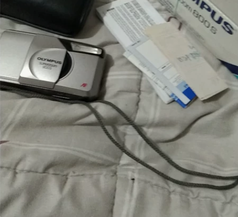 奥林巴斯相机zoom800s，箱说发票齐全...