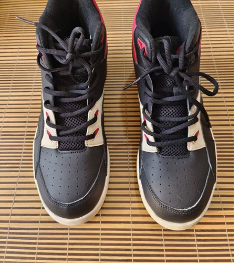 二手男鞋，李宁运动鞋43码   鞋子保证正...