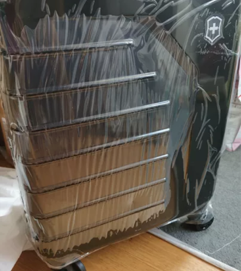 全新维氏登机箱黑色，小巧精悍超好用 感兴趣...