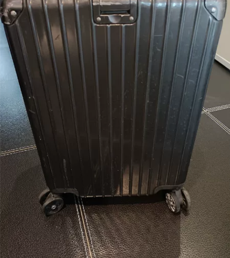 20寸网易严选登机箱，伊拉克成色，质量非常...