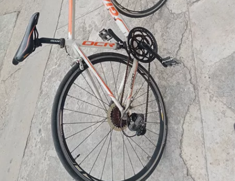 捷安特OCR2600自行车成色如图，能骑能...